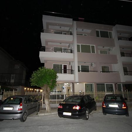 Guest House Dobi Primorsko Exterior photo